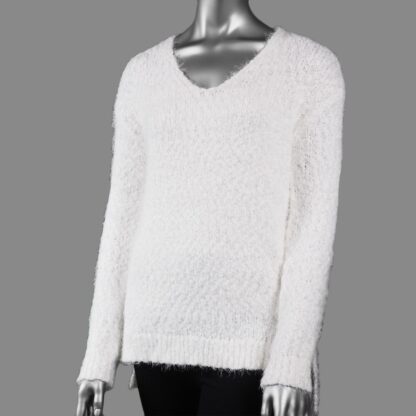 Tribal V-Neck Sweater Cream