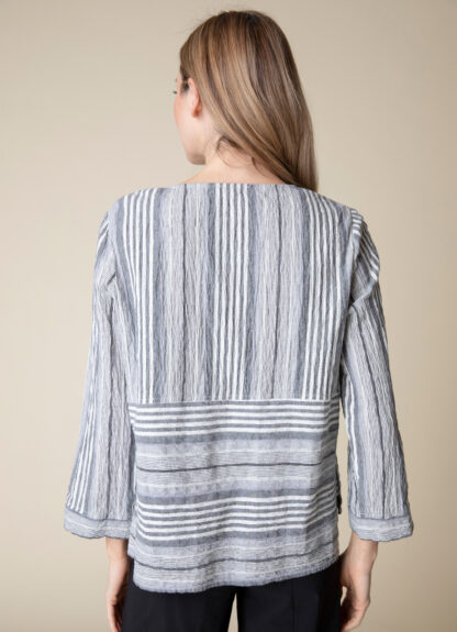 Habitat Change Your Stripes Pullover- Iron . Habitat Style: 45820 IRN Back